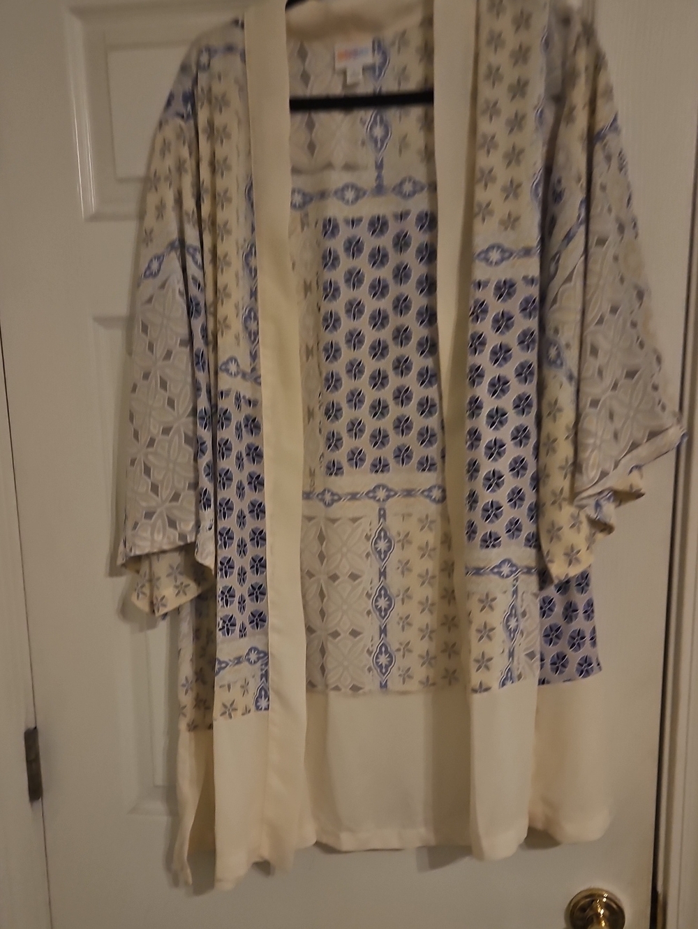 LuLaRoe Aurora Cream and Blue Printed Kimono